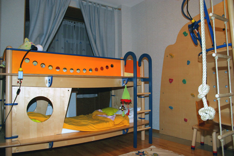 детская комната в 5-ти комнатной квартире