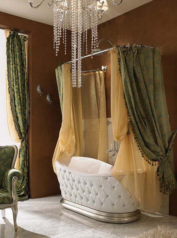 красивая ванная в стиле барокко