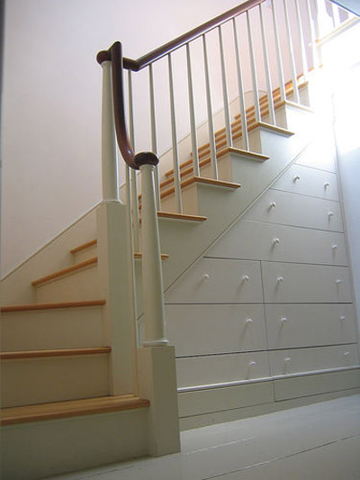 лестница с выдвижными ящиками фото