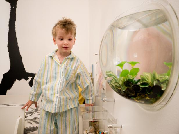 аквариум в детской комнате для двоих детей